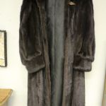 919 9032 MINK COAT